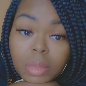 Meet your Posher, Denell